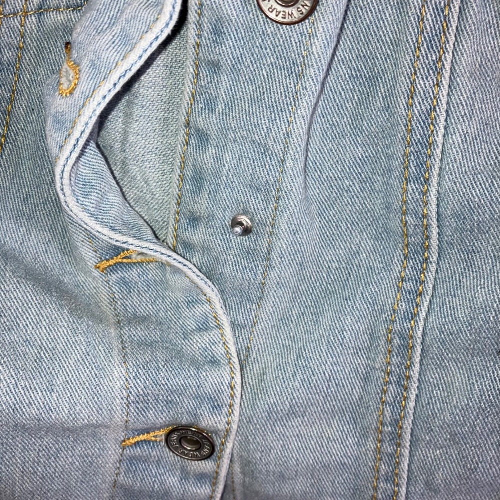 Ruffle Shoulder Denim Jacket Women S Light Wash Raw Hem Cropped Western Spring - Picture 8 of 12